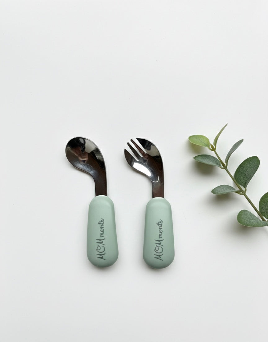 Green Toddler anti-spill cutlery