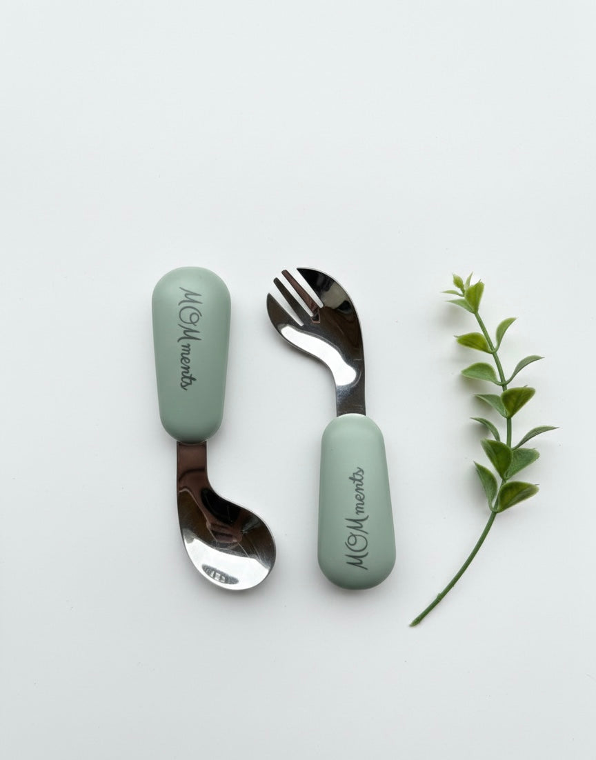 Green Toddler anti-spill cutlery
